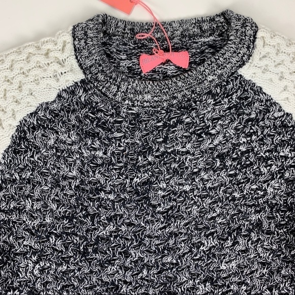 BLANK NYC GIRLS BLACK & CREAM RAGLAN SWEATER - Picture 3 of 7